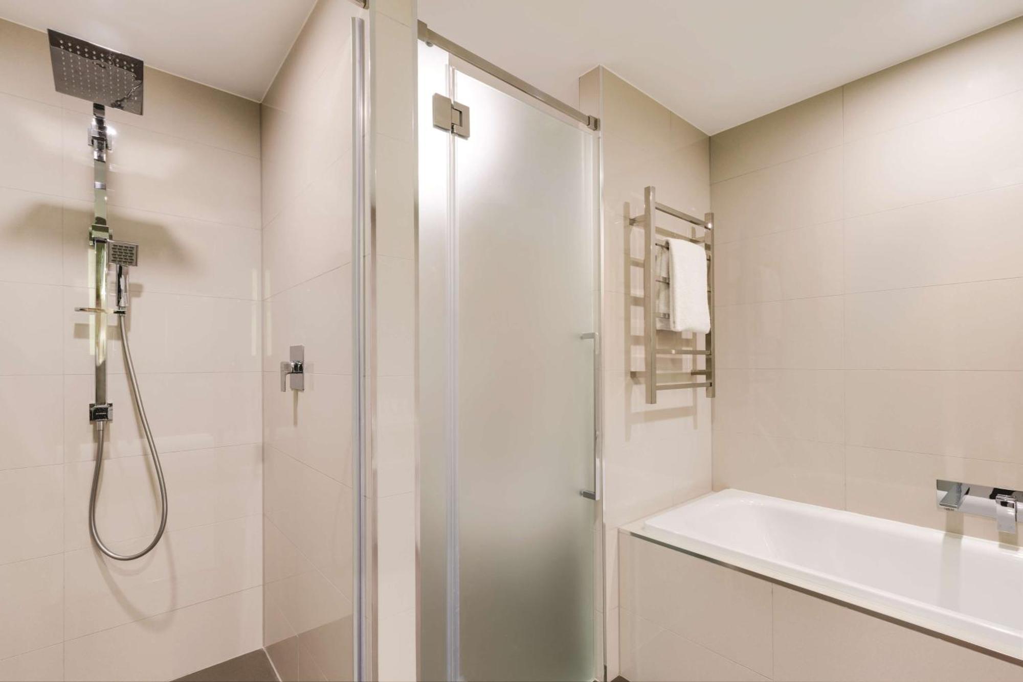 Vibe Hotel Subiaco 퍼스 외부 사진