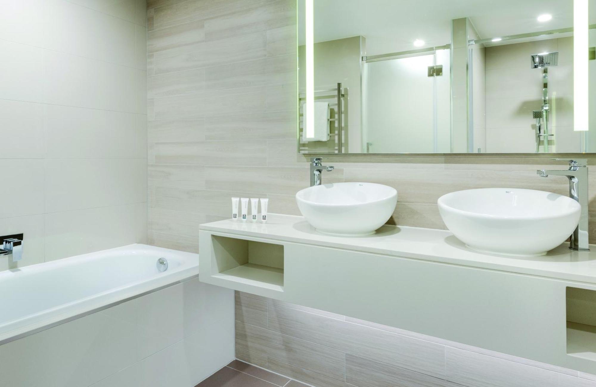 Vibe Hotel Subiaco 퍼스 외부 사진
